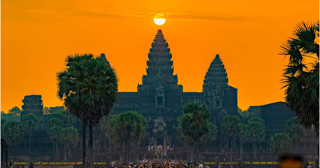Equinox Angkor