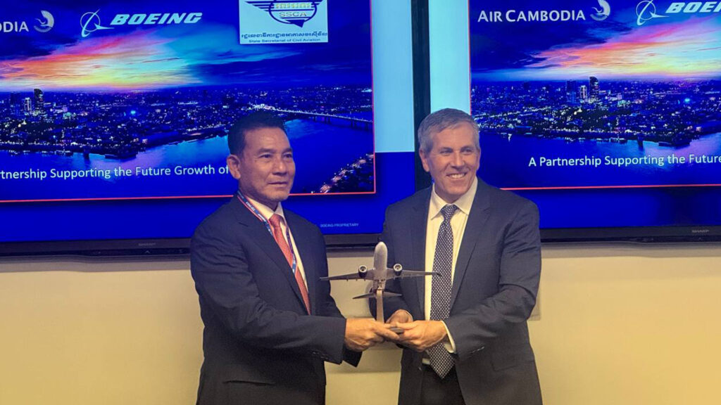 Civil Aviation Minister Mao Havannall