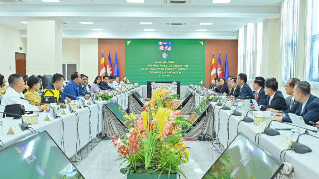 Hem Vanndy and Myanmar Delegation