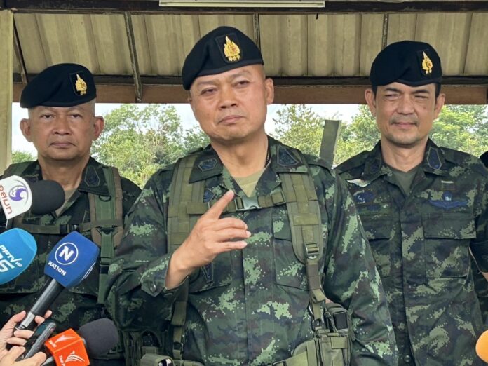 Second Region Army Commander, Lieutenant General Boonsin Padklang